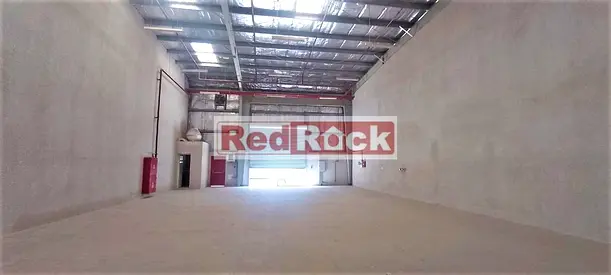 Clean 2,713 Sqft Warehouse for Rent in DIP