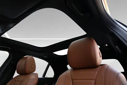 2018 Mercedes-BENZ E-CLASS photo 10