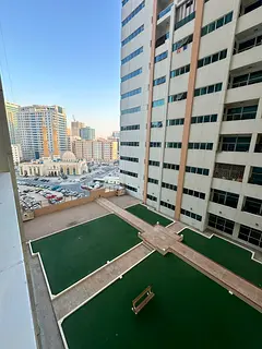 One Towers Very spacious one-bedroom apartment with living room Separate kitchen Central air conditi