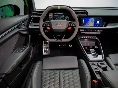 صورة 6 لـ 2025 AUDI RS3