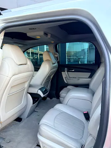 صورة 5 لـ 2011 GMC ACADIA
