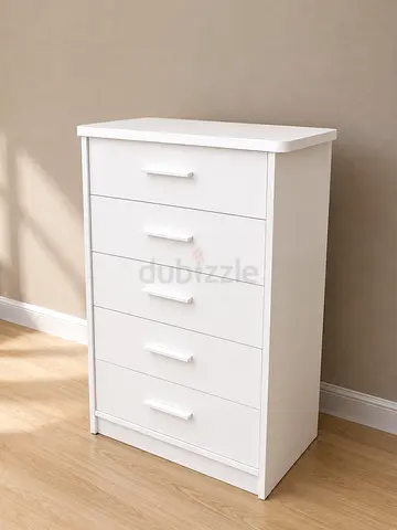 Modern White 5-Drawer Chest of Drawers