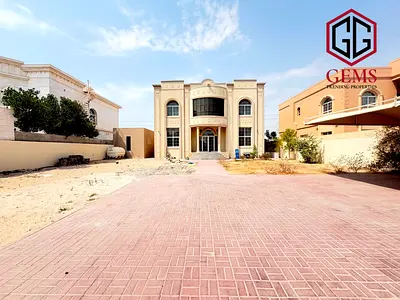 OUTSTANDING | BRIGHT & AIRY | HUGE GARDEN