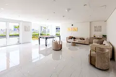 High Floor 1 BR | Skyline View | Motivated Seller