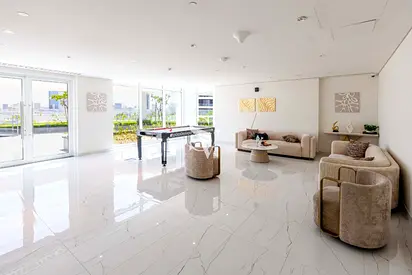 High Floor 1 BR | Skyline View | Motivated Seller