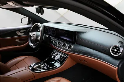 2018 Mercedes-BENZ E-CLASS photo 12