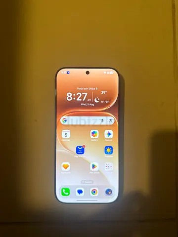 Honor 600 : brand new smartphone in flawless working condition . Not used with original box .