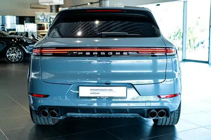 2025 Porsche CAYENNE 照片 8