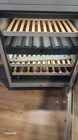 Gaggneau Built-in Wine Cooler 40 Bottles Capacity
