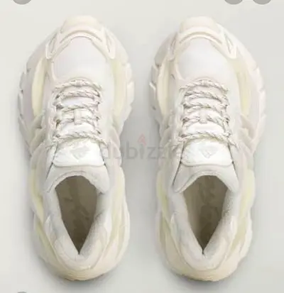 adistar jellyfish shoe