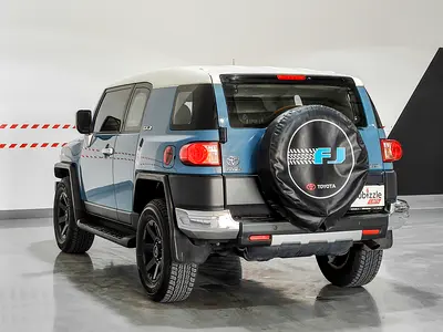 2019 Toyota FJ CRUISER — фото 8
