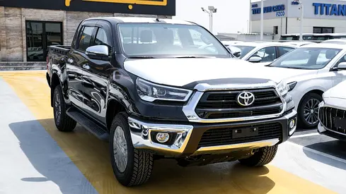 Brand New Toyota Hilux Double Cab GLX 2.7 SR5 2026 - GCC Specs
