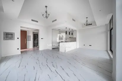 Single Row | Corner | Park Facing | Spacious