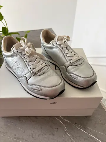 Sneakers Armani shoes Silver women's sneakers