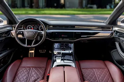 2022 AUDI S8 — миниатюра 8