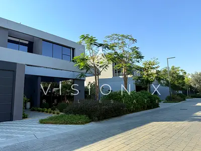 Green Oasis | Modern Townhouse | Ready