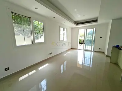 Breathtaking Lake View | Upgraded Kitchen | Bright