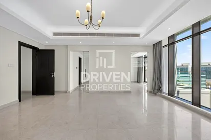 Vacant Villa | Corner Plot | Private Location