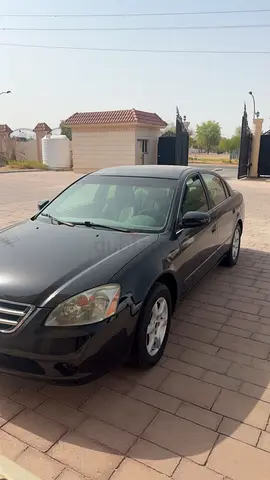 Nissan Altima SE 2005 - GCC Specs