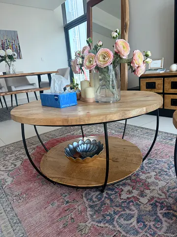 Round wooden coffee table with metal frame - 2 tier