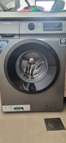 Front load washing machine - 8kg, inverter motor, near-new condition