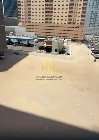 للبيع ارض تجاري سكني في منطقه النهده مساحه 10,000 قدم مربع على شارع 24 متر تصريح ارضي +5 باركن +15 طابق