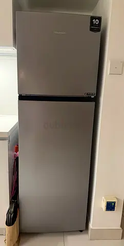 Hisense 2-door Top Freezer Refrigerator - Silver, Perfect Condition