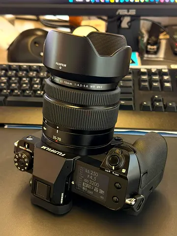 Fujifilm GFX 50S II + 2 GF Lenses