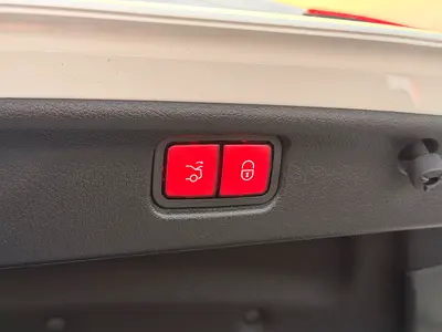صورة مصغرة 16 لـ 2022 Mercedes-BENZ C-CLASS