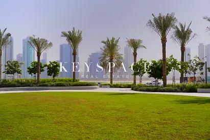 Grand Waterfront Residence | Sweeping Sea Panorama | Vacant | Resale