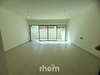 Close to Lagoon | Single Row | Private Garden