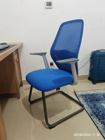 Blue Mesh Visitor/Conference Chair with Armrests - Good Condition