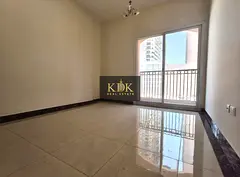 1BR | Pantheon Boulevard | Balcony & City View