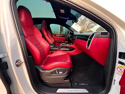 صورة 9 لـ 2020 Porsche CAYENNE