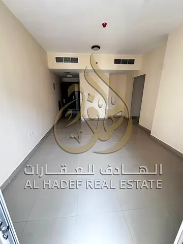 للإيجار السنوي في المجاز 3 – الشارقة