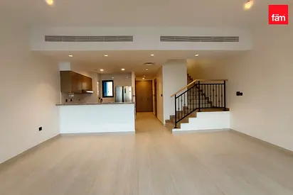 3br Villa | Close To Park | Single Row
