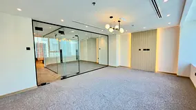 NO COMMISSION | BRAND NEW FITTED | CANAL VIEW | 2 PARKINGS