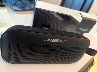 Bose Portable Bluetooth Speaker - great Working Condition- 250 AED is last price (non-negotiable)