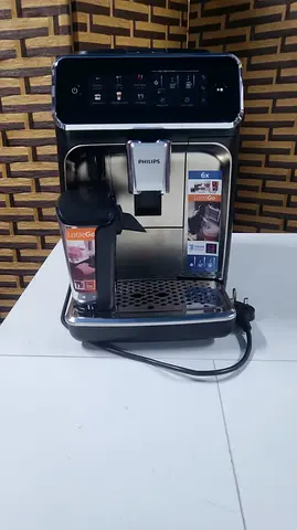 Philips Series 3300 Fully Automatic Coffee Machine EP3347/90 | LatteGo | 6 Beverages | SilentBrew