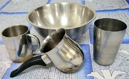 Assorted mugs,I ❤️ you,TRaXiT, stainless steel coffee pot-Jar with serving dishe - used kitchen set