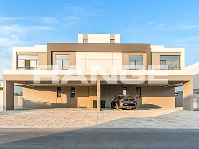 Near Clubhouse | 5BR 2 Study | Vacant Now