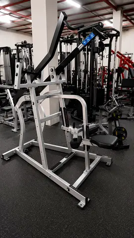 Hammer Strength Lat Pulldown / High Row Machine - Commercial Grade