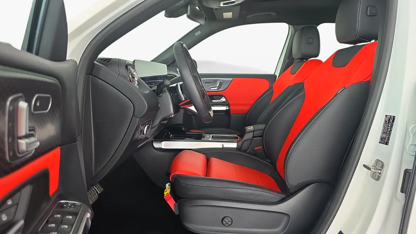 Mercedes-Benz GLB-Class 2026