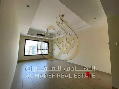 شقة غرفة وصالة للإيجار في القصباء الشارقة إطلالة مميزة على القصباء بلكونتين خزائن بالحائط جيم ومسبح مجاني تكييف مجاني مساحة ممتازة إيجار سنوي 48000 در