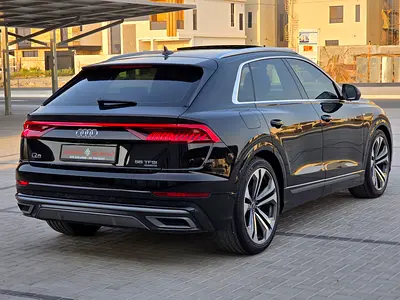 صورة 6 لـ 2023 AUDI Q8