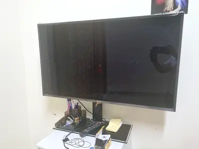 42 inch Samsung  Flat Panel LED TV - Good Condition
