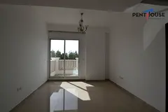 Spacious 1 BR | Fitted Kitchen | With Balcony