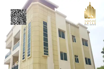 Residential/Commercial Building for Sale