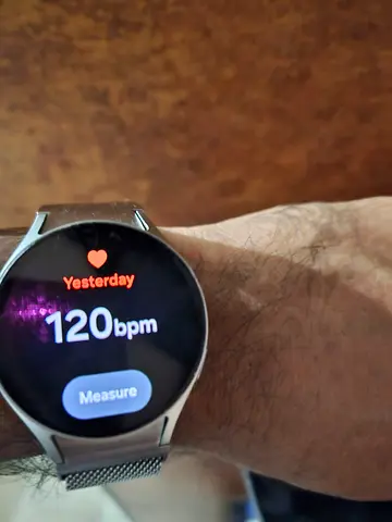 Samsung Galaxy Watch 7 with Extra Straps