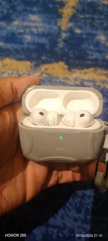 Apple AirPods Pro 3 – Like New – AED 650